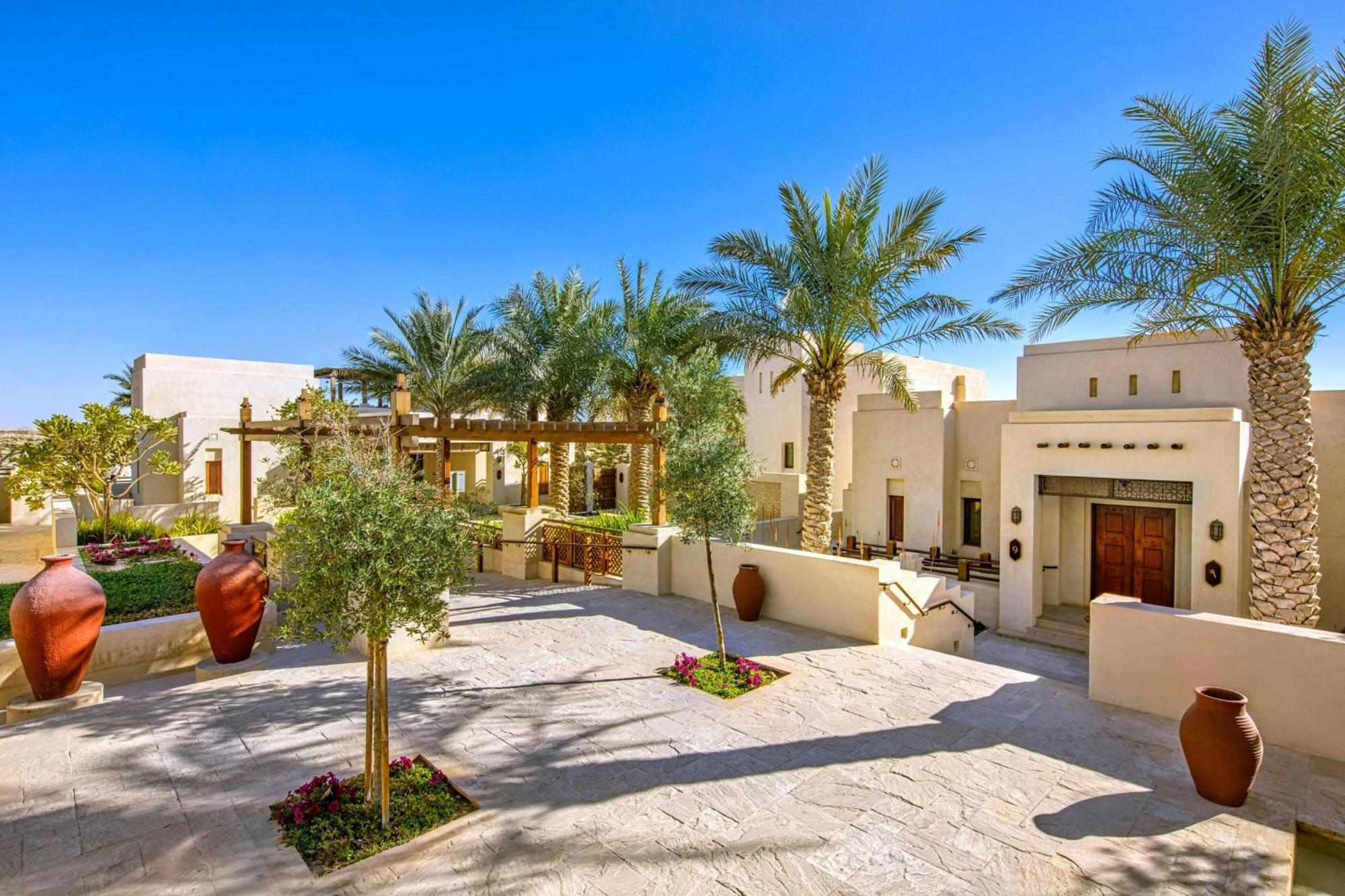 Al Wathba, A Luxury Collection Desert Resort & Spa, Абу-Даби Экстерьер фото
